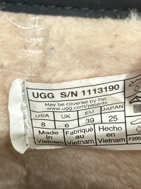 UGG Classic Clear Mini Waterproof Boots Natural Black Sheepskin Lining Size 8 - Picture 8 of 10